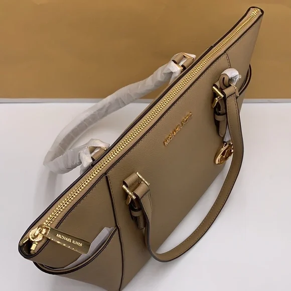 MICHAEL KORSJet Set Lg Crossgrain Leather Top-Zip Charlotte Tote ShoulderCamel